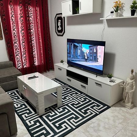 Apartament Luxor Apartman Linares  Kültér fotó