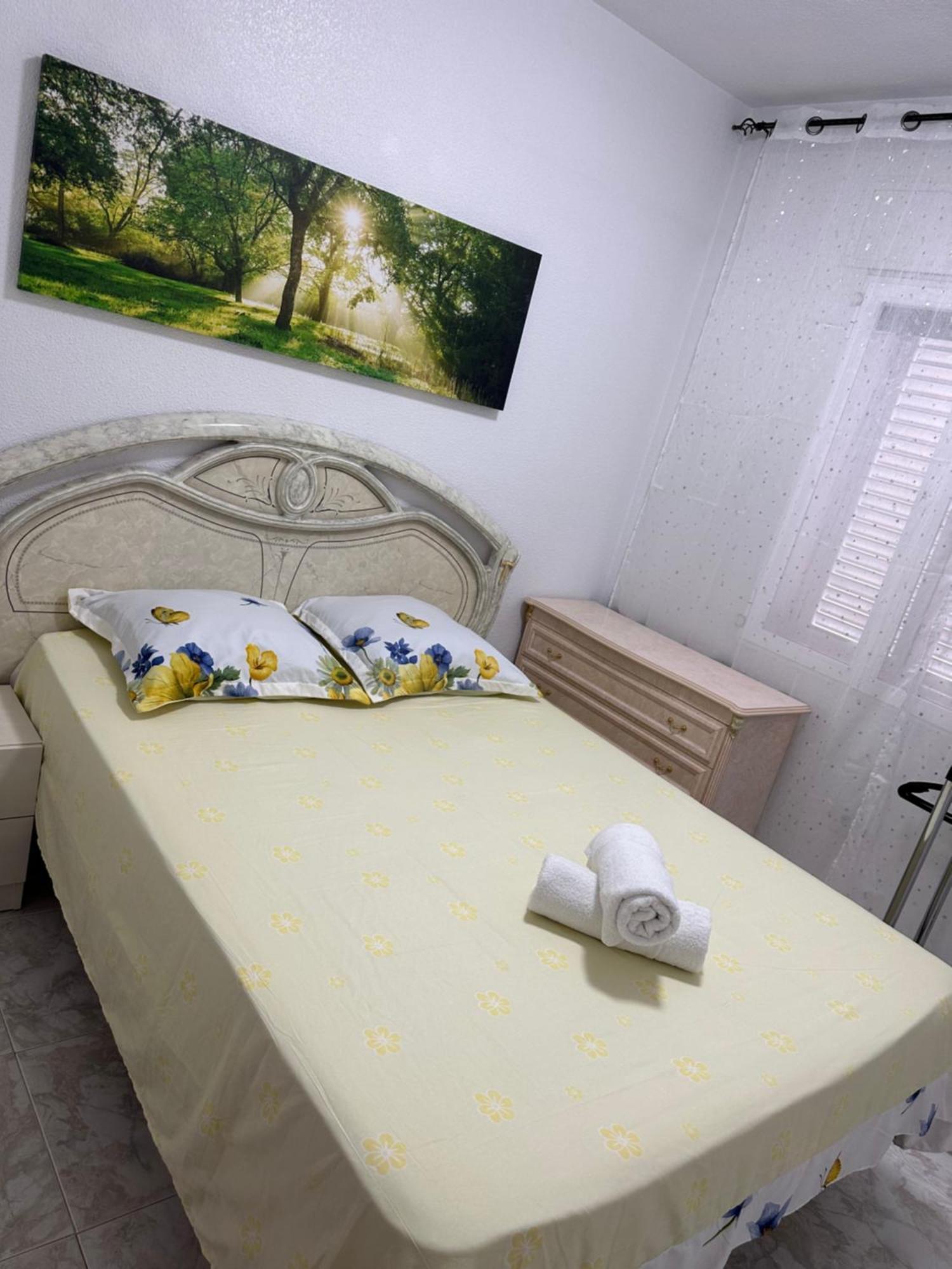 Apartament Luxor Apartman Linares  Kültér fotó